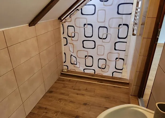 Hotel Gore Dole Donji Matejevac